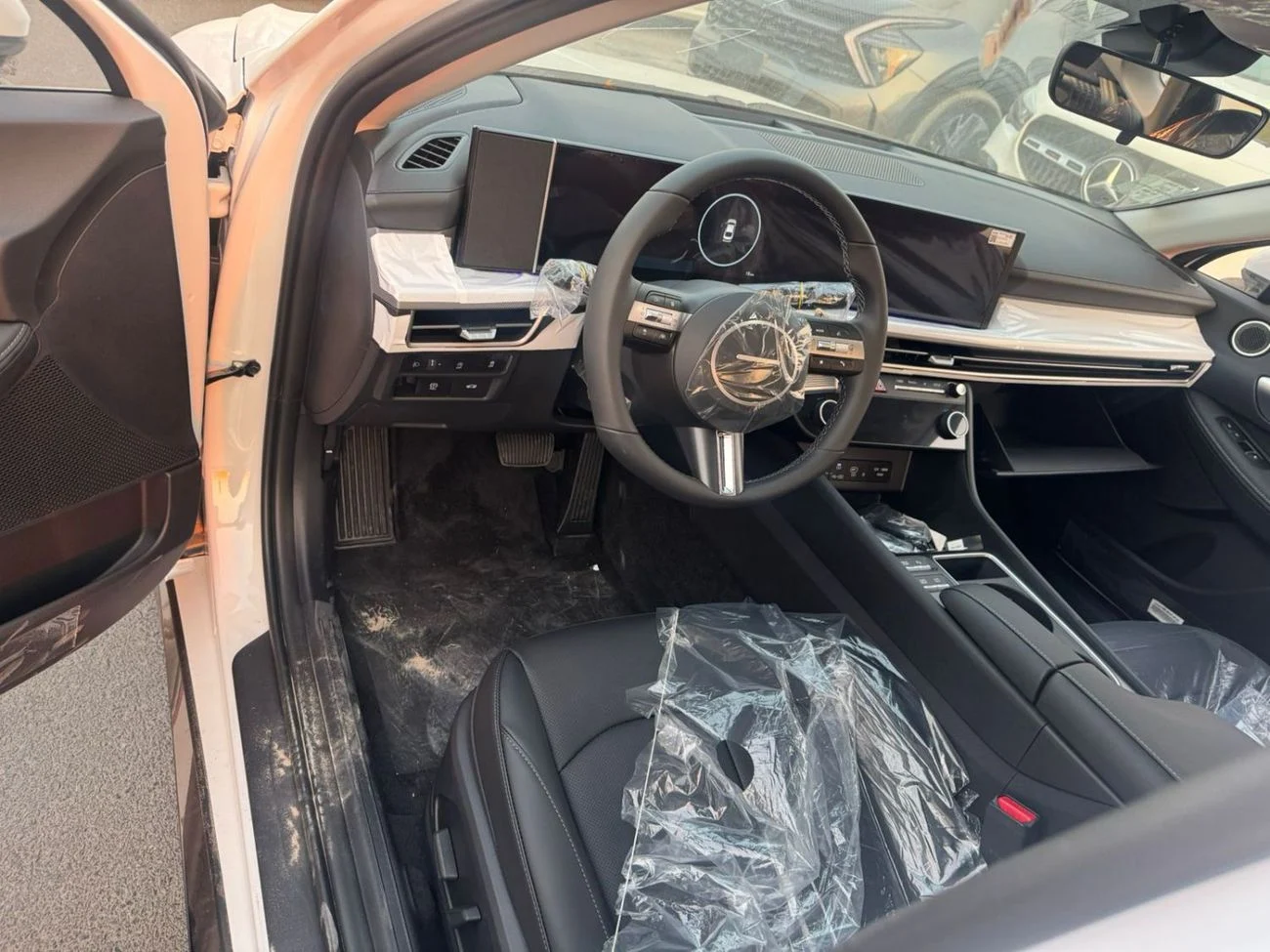 Hyundai  2025