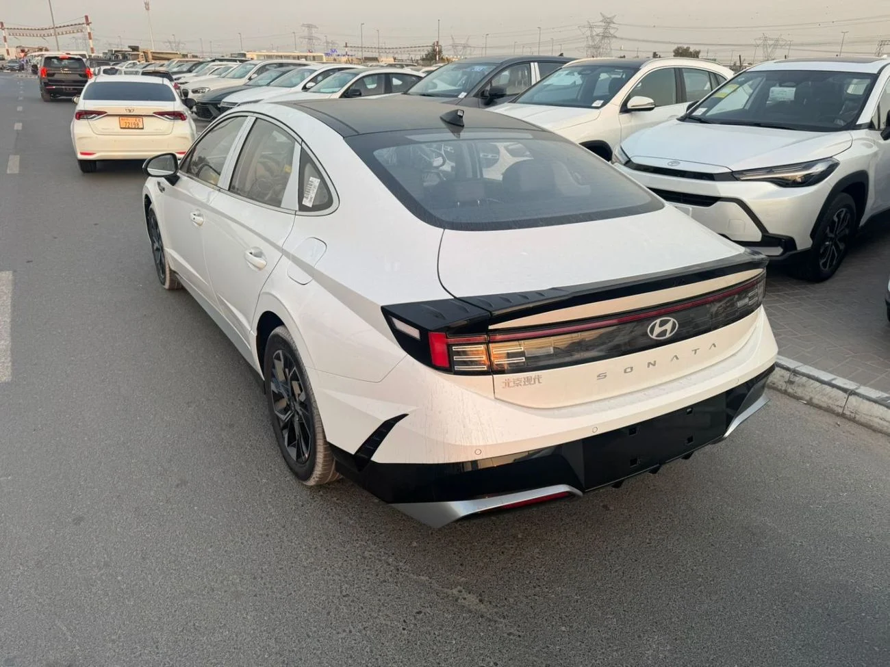 Hyundai  2025