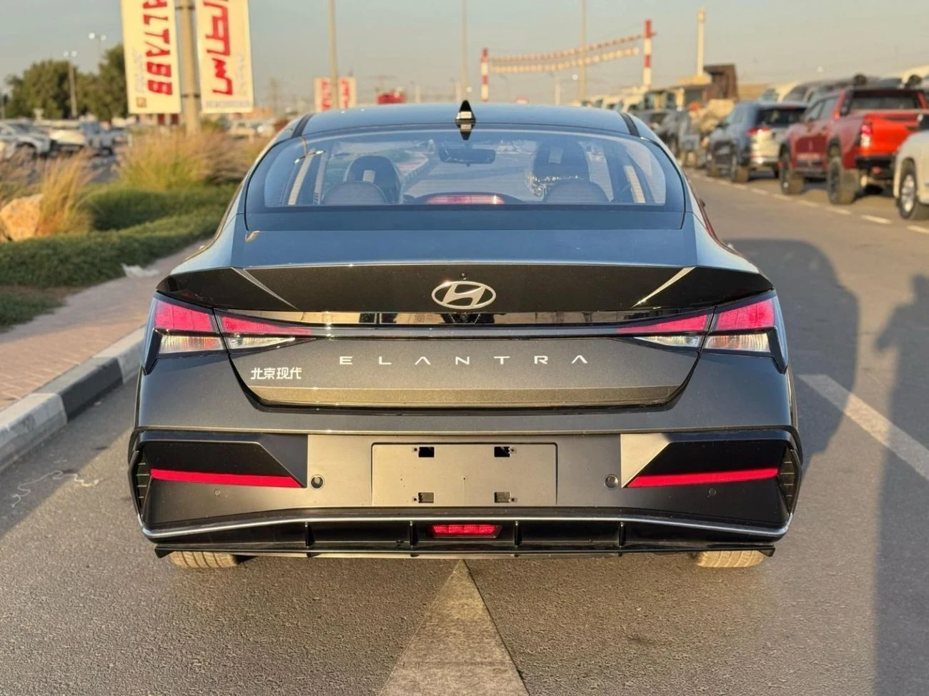 Hyundai  2025
